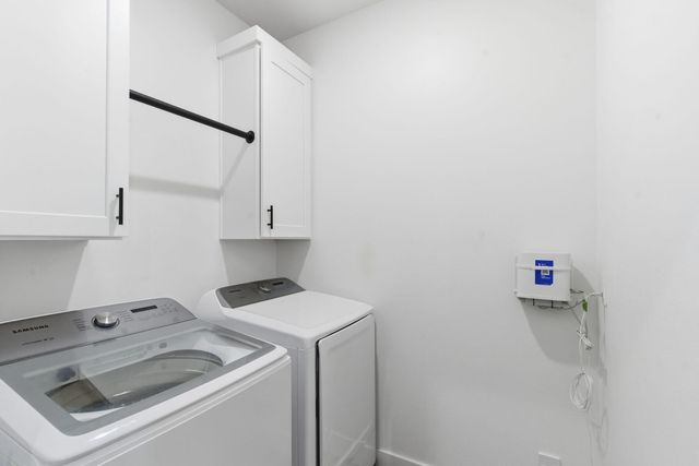 120 E Chloe Lane, Republic, MO 65738