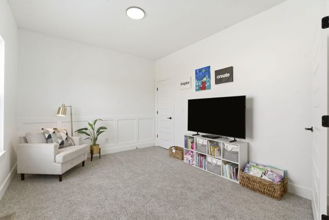 120 E Chloe Lane, Republic, MO 65738