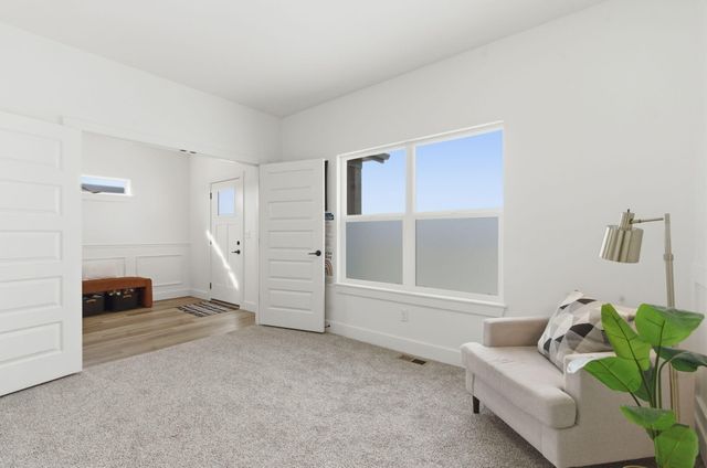 120 E Chloe Lane, Republic, MO 65738