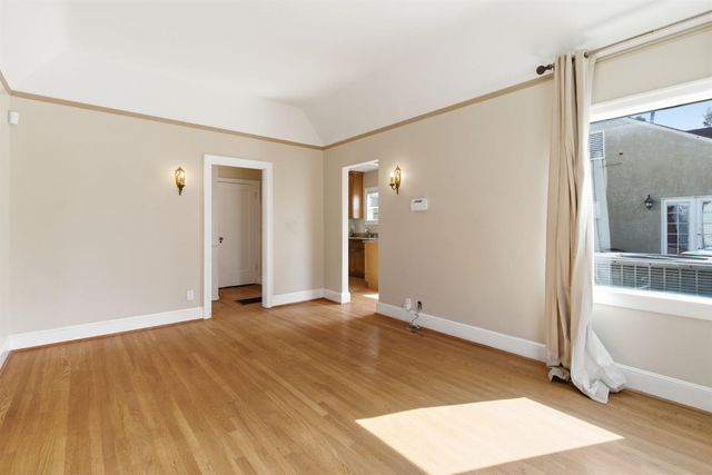 686 S Tuxedo Ave, Stockton, CA 95204