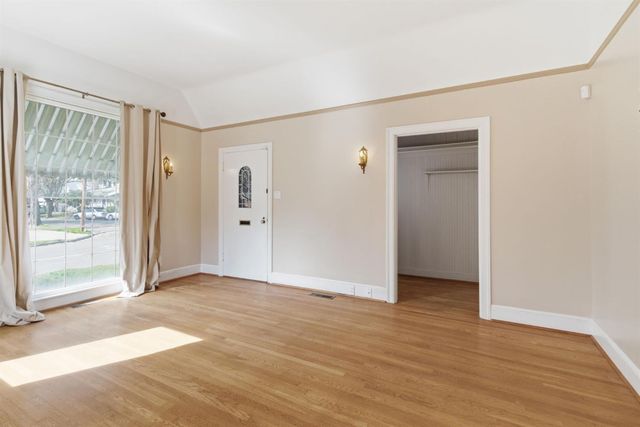 686 S Tuxedo Ave, Stockton, CA 95204