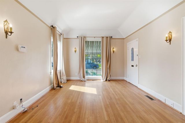 686 S Tuxedo Ave, Stockton, CA 95204