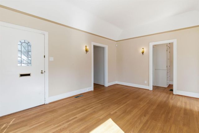 686 S Tuxedo Ave, Stockton, CA 95204