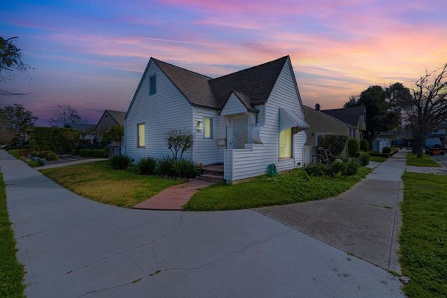 686 S Tuxedo Ave, Stockton, CA 95204