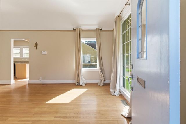 686 S Tuxedo Ave, Stockton, CA 95204