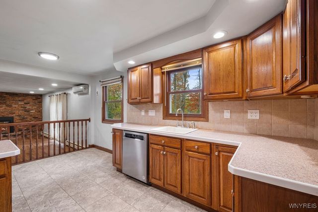 4822 East Eddy Drive, Lewiston, NY 14092