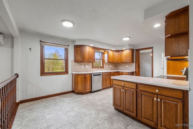 4822 East Eddy Drive, Lewiston, NY 14092