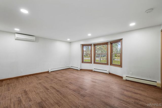 4822 East Eddy Drive, Lewiston, NY 14092