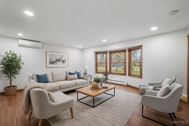 4822 East Eddy Drive, Lewiston, NY 14092