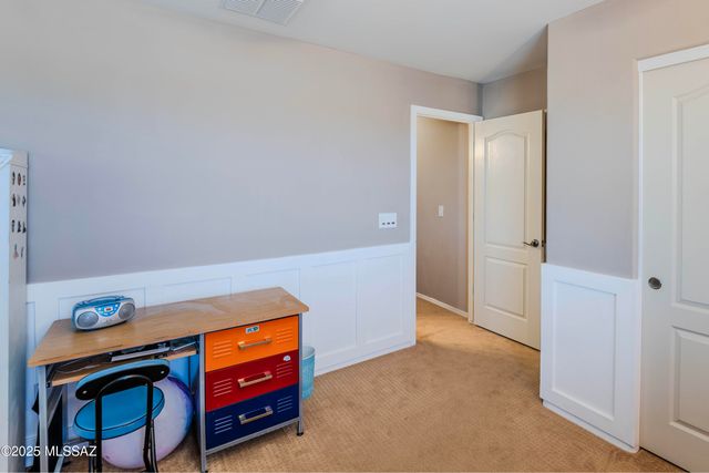 1042 E Madera Grove Lane, Sahuarita, AZ 85629