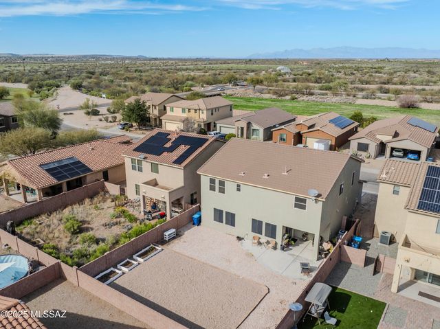 1042 E Madera Grove Lane, Sahuarita, AZ 85629