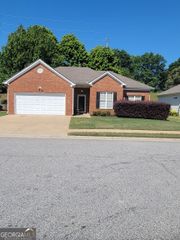 265 Emily Park, Fayetteville, GA 30215