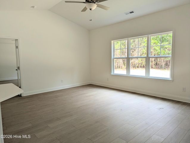 404 Vineyard Trace, Currie, NC 28435