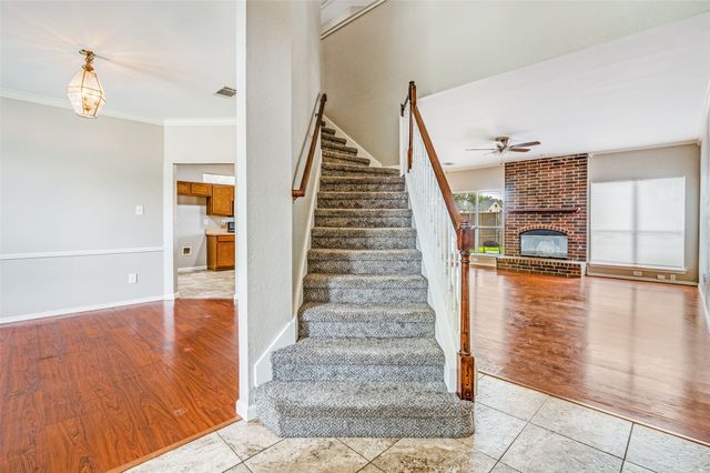 870 raintree Lane, Desoto, TX 75115