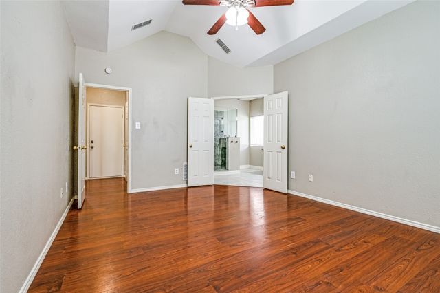 870 raintree Lane, Desoto, TX 75115
