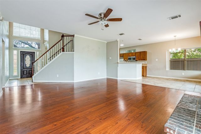 870 raintree Lane, Desoto, TX 75115