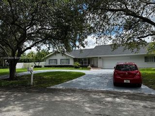 14763 SW 152nd Place, Miami, FL 33196
