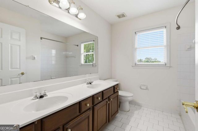 1702 Clay Brooke Court SE, Smyrna, GA 30082