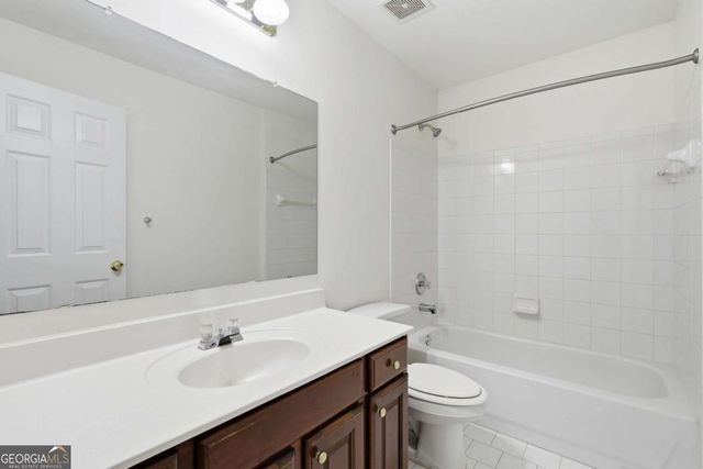 1702 Clay Brooke Court SE, Smyrna, GA 30082