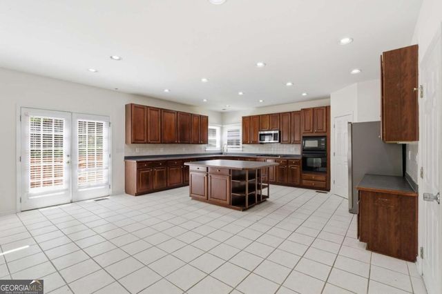 1702 Clay Brooke Court SE, Smyrna, GA 30082