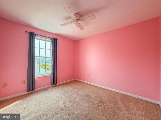 380 WENDOVER DR, Bunker Hill, WV 25413