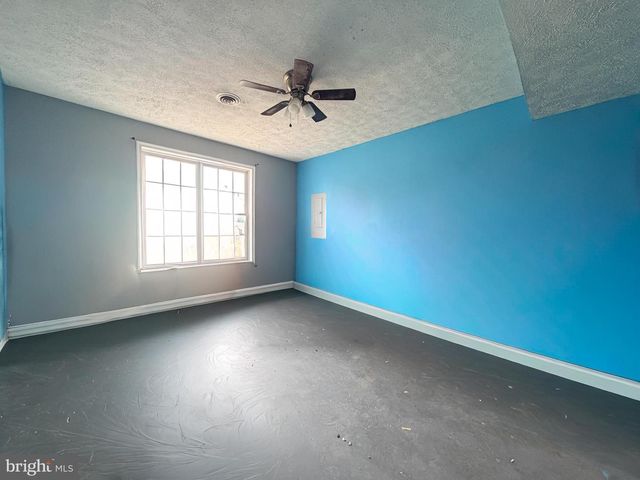 380 WENDOVER DR, Bunker Hill, WV 25413