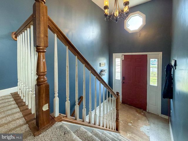 380 WENDOVER DR, Bunker Hill, WV 25413