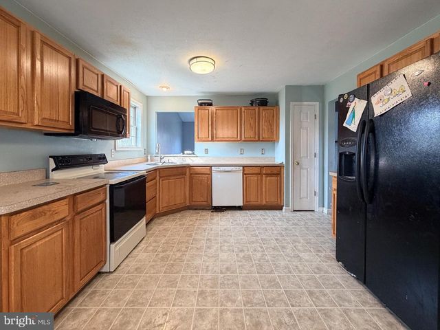 380 WENDOVER DR, Bunker Hill, WV 25413