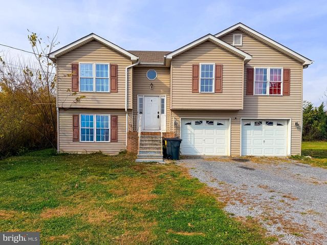 380 WENDOVER DR, Bunker Hill, WV 25413