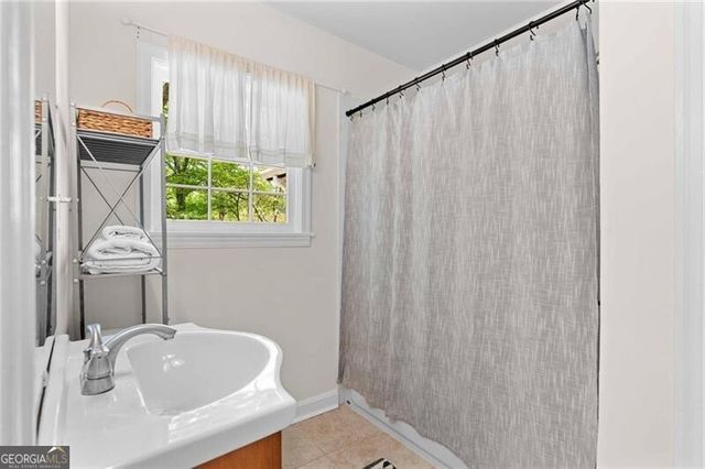 2346 Sanford Road, Decatur, GA 30033