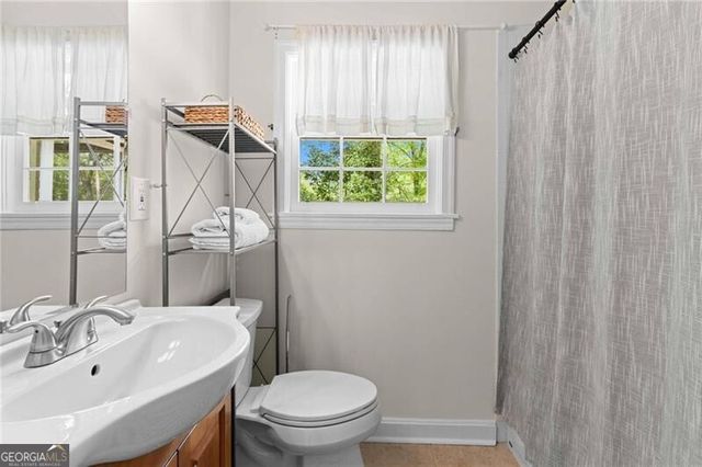 2346 Sanford Road, Decatur, GA 30033