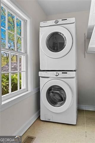 2346 Sanford Road, Decatur, GA 30033