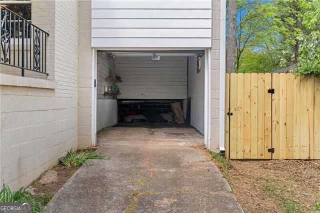 2346 Sanford Road, Decatur, GA 30033