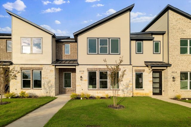 8918 Lowell Street, Rowlett, TX 75089