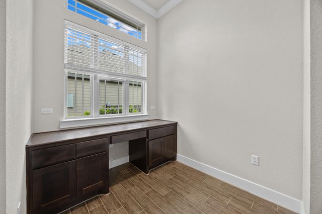9805 McKnight LOOP 38, Austin, TX 78717