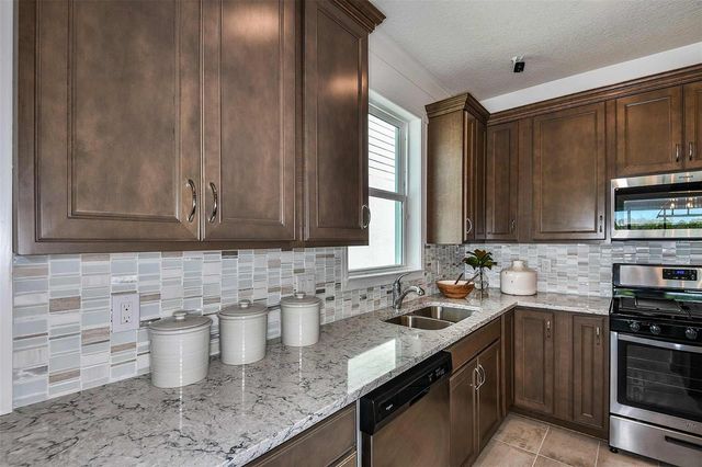 2362 DAISY TREE ROAD, St Cloud, FL 34771