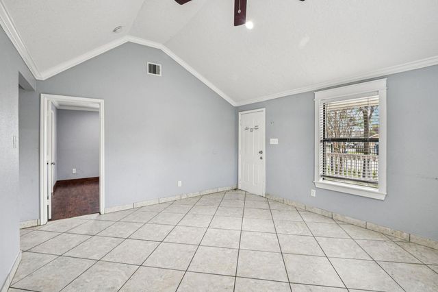 1409 Fairbanks Street, Houston, TX 77009