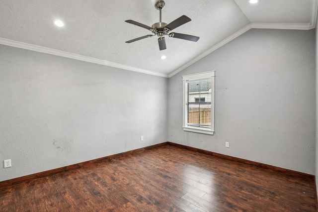 1409 Fairbanks Street, Houston, TX 77009