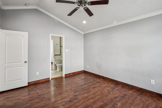 1409 Fairbanks Street, Houston, TX 77009