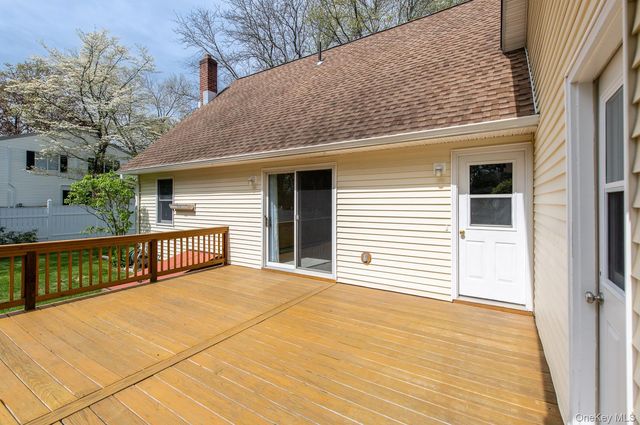 34 Appletree Drive, Rhinebeck, NY 12572