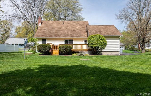 34 Appletree Drive, Rhinebeck, NY 12572