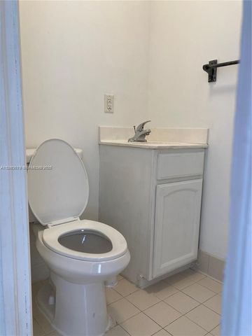 643 33rd St, West Palm Beach, FL 33407