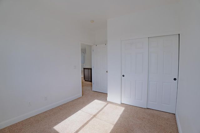 6120 N La Paz Avenue, Fresno, CA 93723