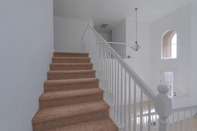 6120 N La Paz Avenue, Fresno, CA 93723
