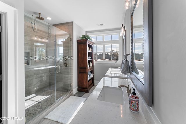 10 Shear Water Drive, Hilton Head Island, SC 29926