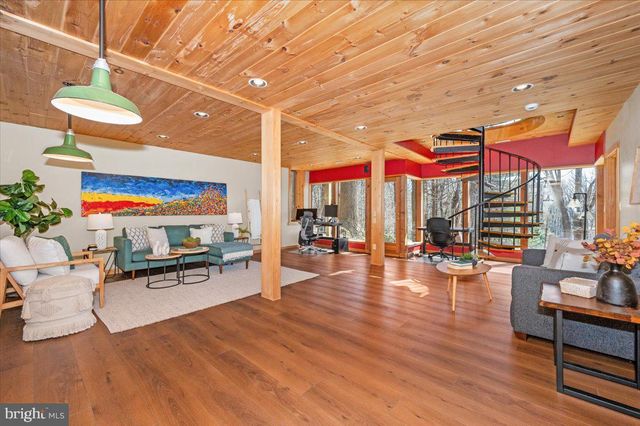 213 SHERWOOD RD, Cockeysville, MD 21030