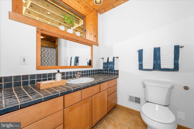 213 SHERWOOD RD, Cockeysville, MD 21030