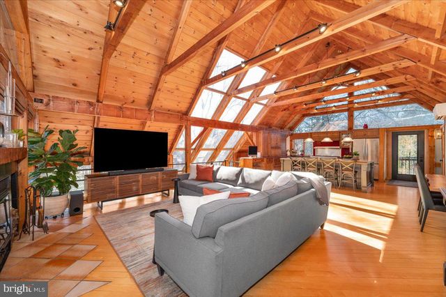 213 SHERWOOD RD, Cockeysville, MD 21030