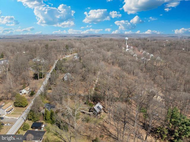 213 SHERWOOD RD, Cockeysville, MD 21030