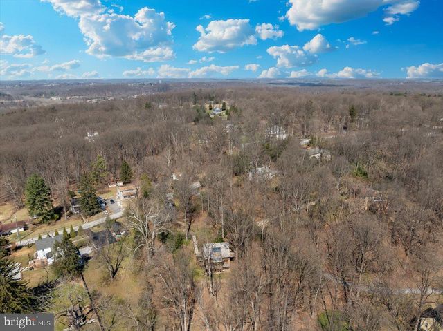 213 SHERWOOD RD, Cockeysville, MD 21030